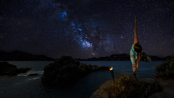 Anne_Yoga_Night